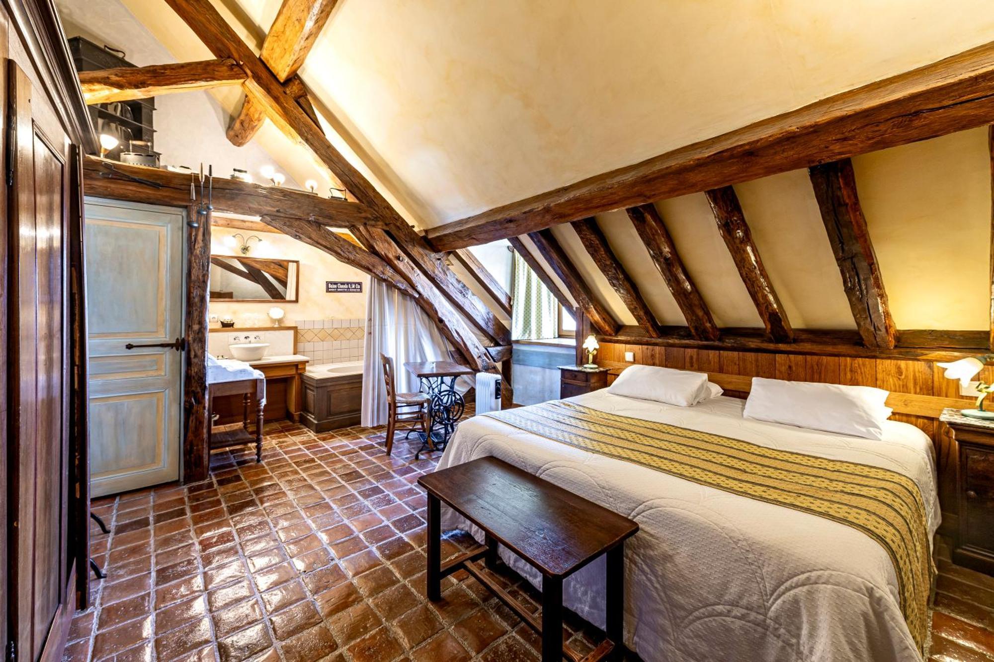 Hotel De La Beursaudiere Nitry Dış mekan fotoğraf