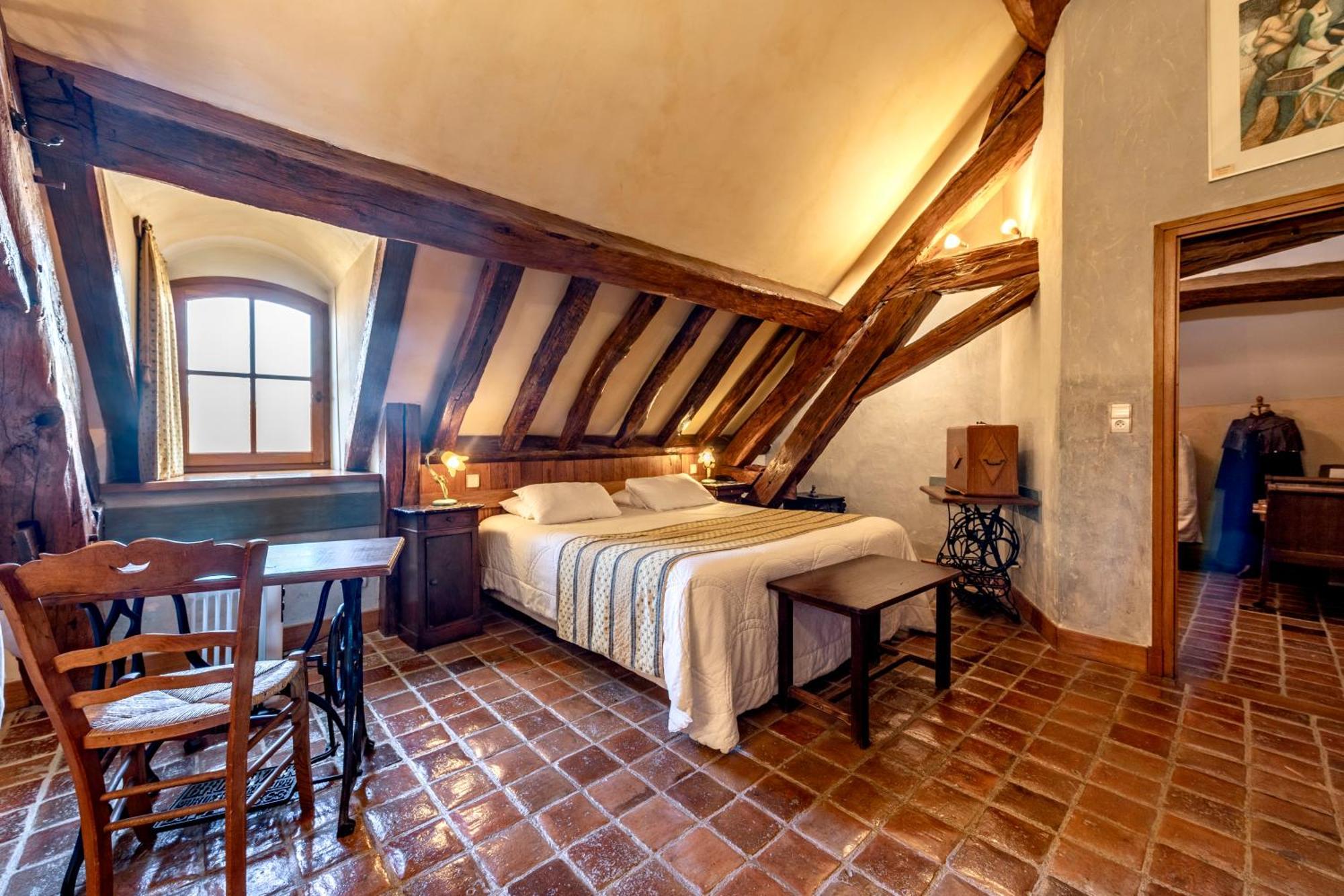 Hotel De La Beursaudiere Nitry Dış mekan fotoğraf