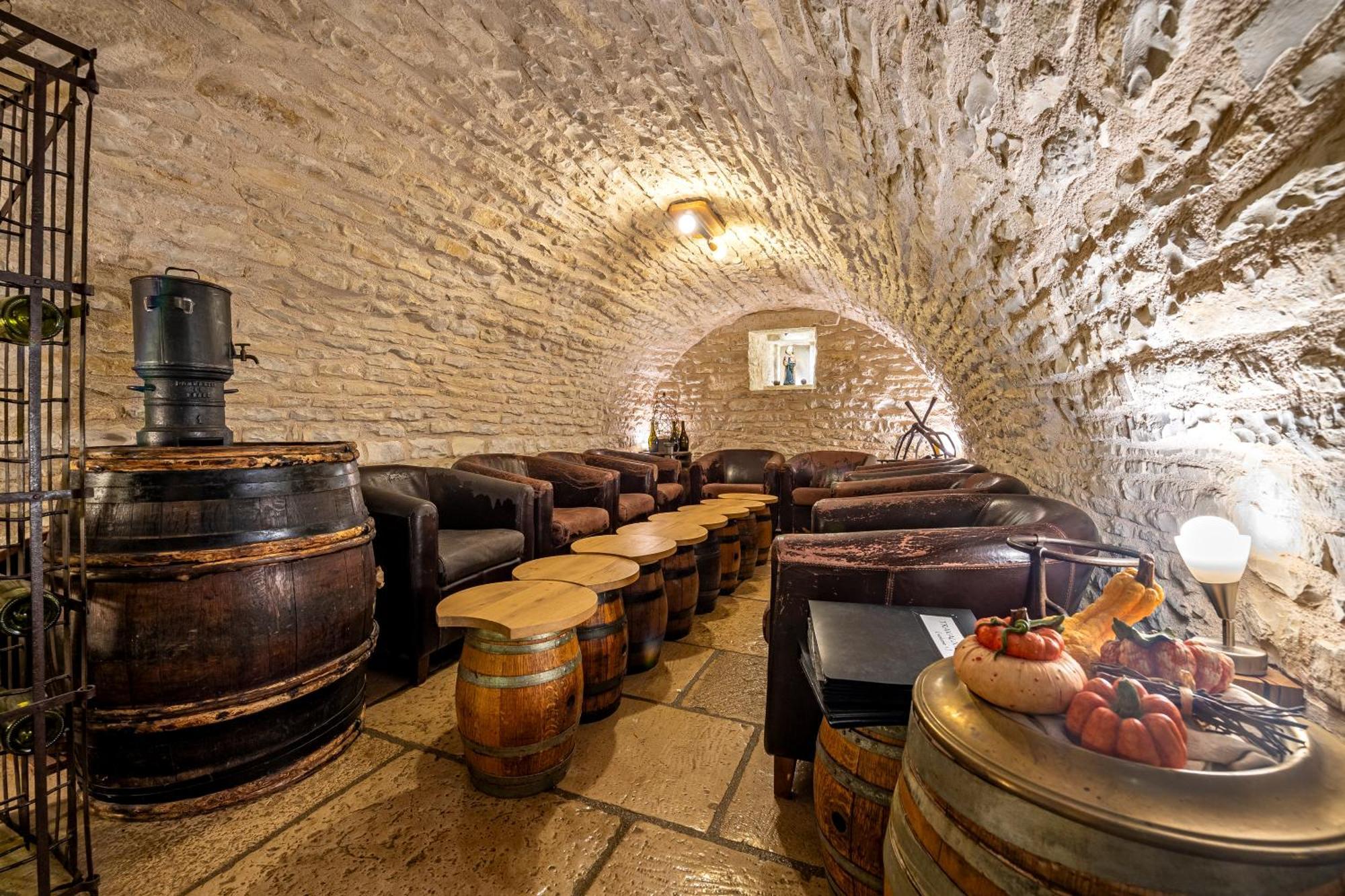 Hotel De La Beursaudiere Nitry Dış mekan fotoğraf