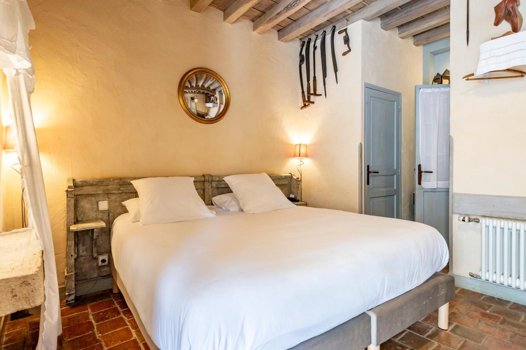 Hotel De La Beursaudiere Nitry Dış mekan fotoğraf