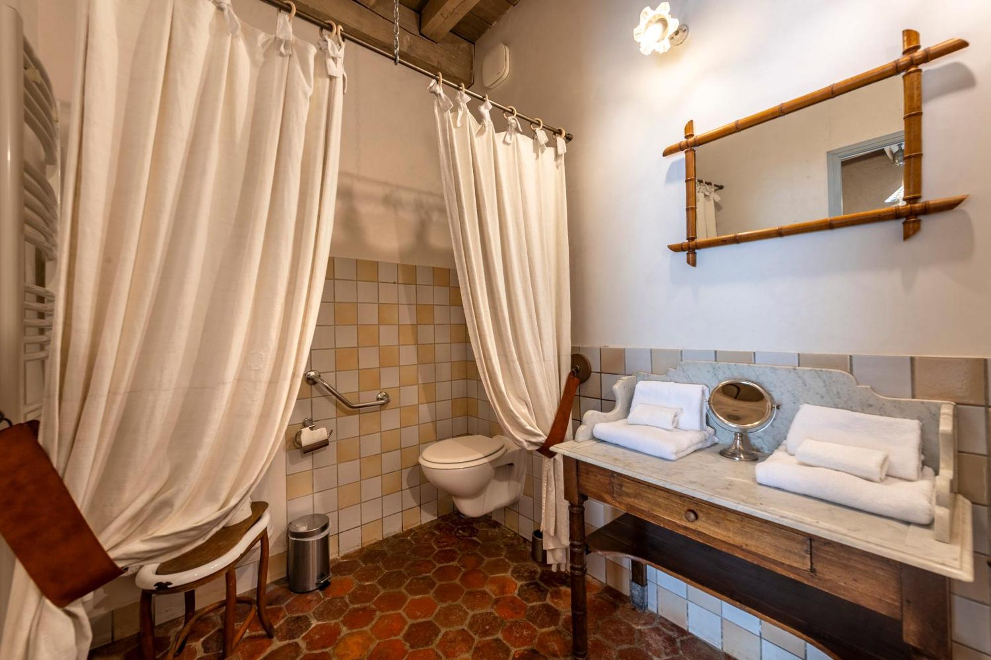 Hotel De La Beursaudiere Nitry Dış mekan fotoğraf